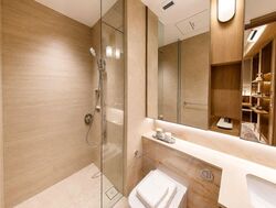 Bayshore Road (D16), Condominium #565274061